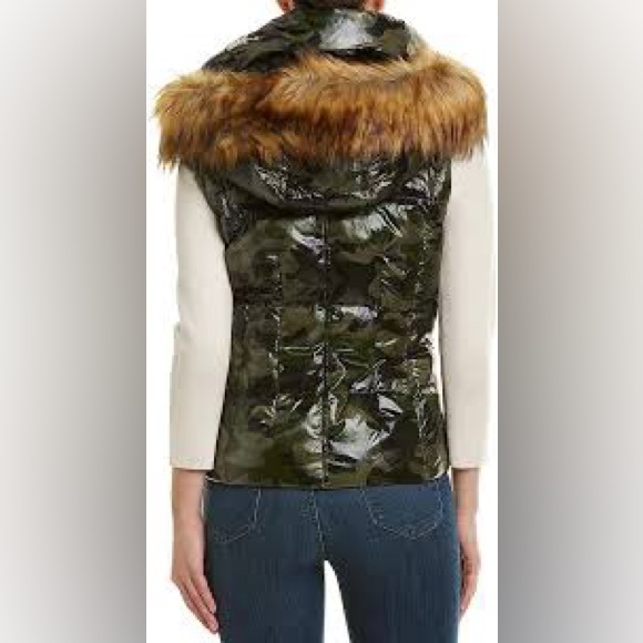 S13 Camouflage Green and Black Puffer Vest w/ Faux Fur Detachable Hood Sz Small - Picture 16 of 16